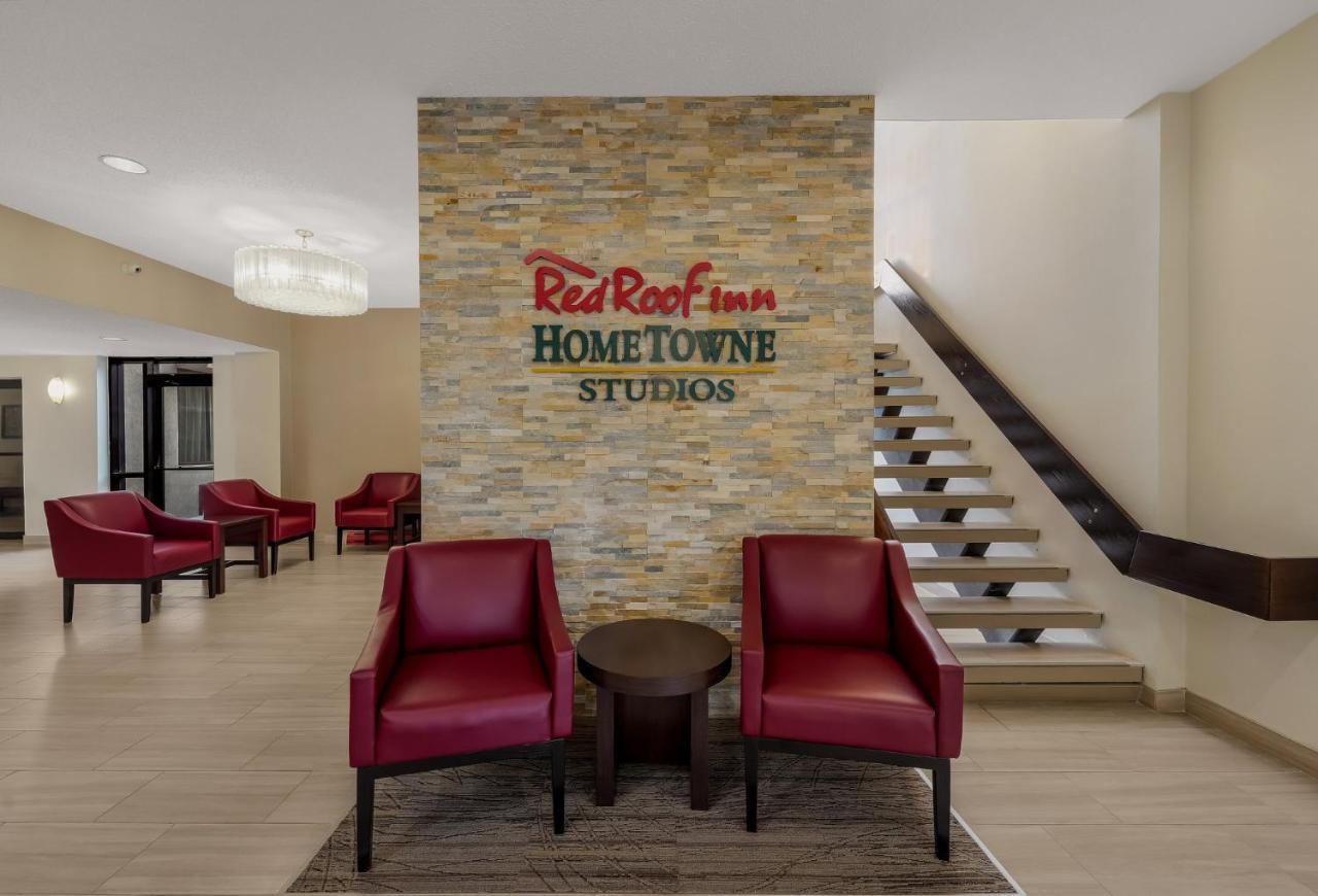 Hometowne Studios By Red Roof Painted Post Εξωτερικό φωτογραφία